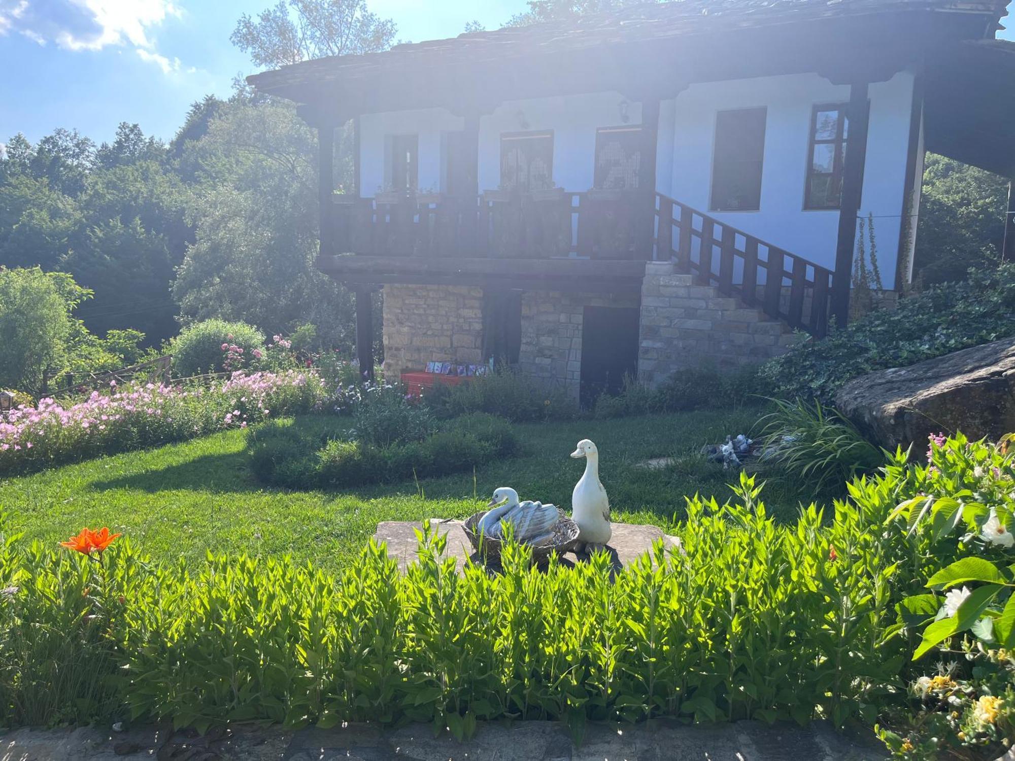 Agriturismo Hidden Paradise Villa Tryavna Exterior photo